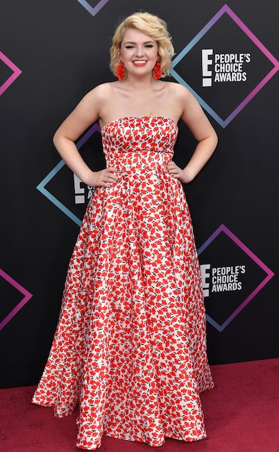Maddie Poppe, 2018 Peoples Choice Awards, PCAs, Red Carpet Fashions